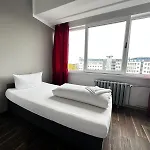 Ootel.com Отель Берлин