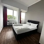 Ootel.com Отель Берлин