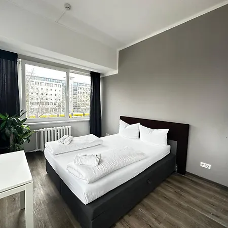 Ootel.com Hotel