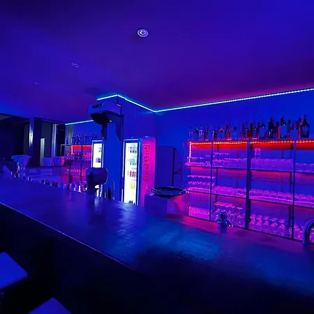 Ootel.com Hotel