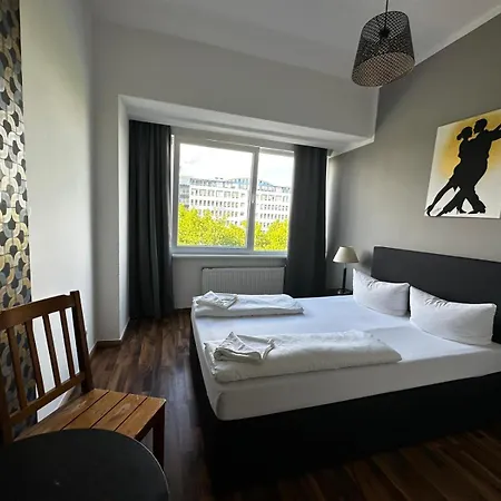 Ootel.com 3*