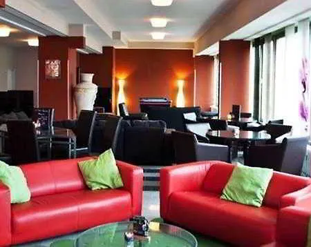 Ootel.com Hotel
