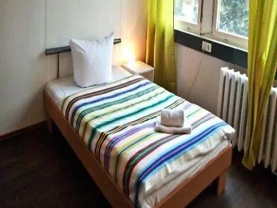 Ootel.com Hotel 3*