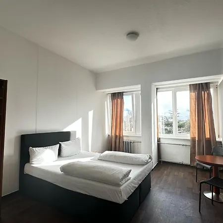 Ootel.com Hotel 3*