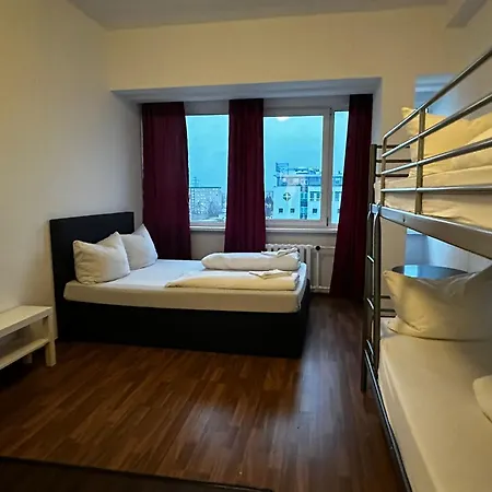 Ootel.com Hotel