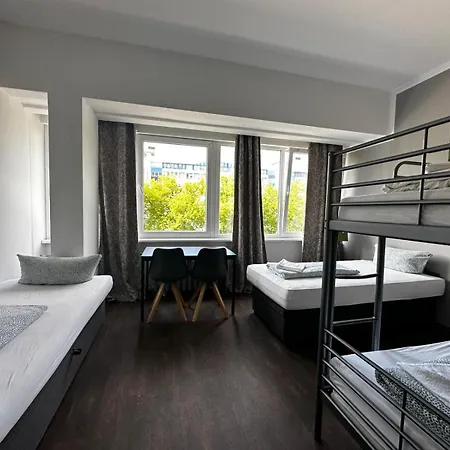 Hotel Ootel.com 3*