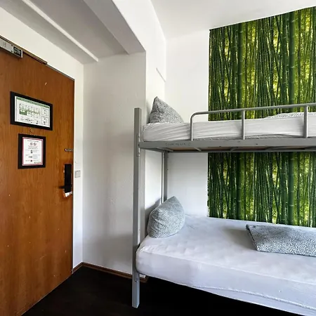 Ootel.com Hotel