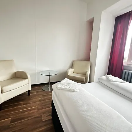 Hotel Ootel.com 3*
